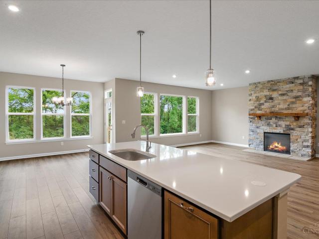 2552 Golden Leaf Drive