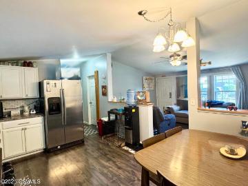 255 14TH Street