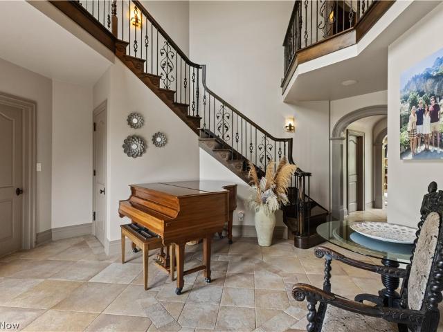 255 Cara Place