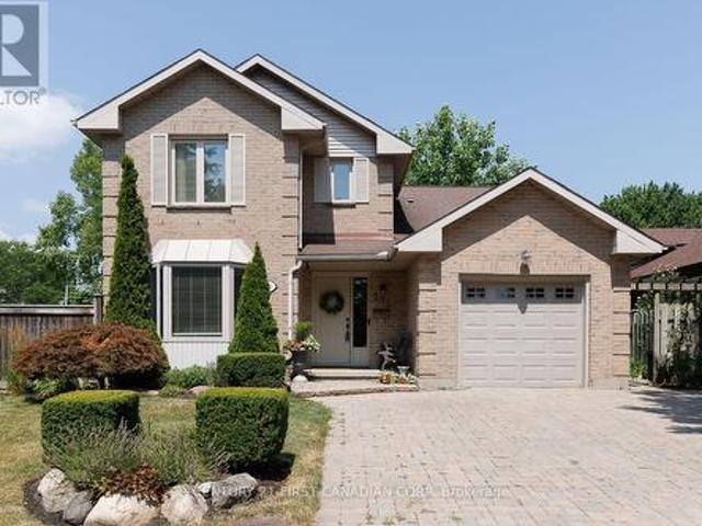 255 Deveron Crescent, London South T, ON, N5Z 4N2 house for sale | Listing ID X13638 | Royal LePage