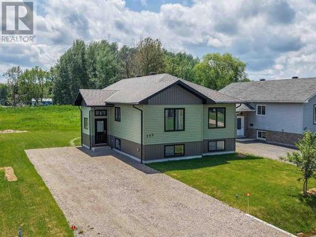 255 East Balfour St, Sault Ste. Marie, ON, P6C 1X8 house for sale | Listing ID SM261525 | Royal LePage
