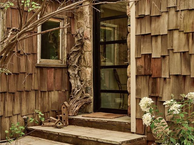 255 Hemlock