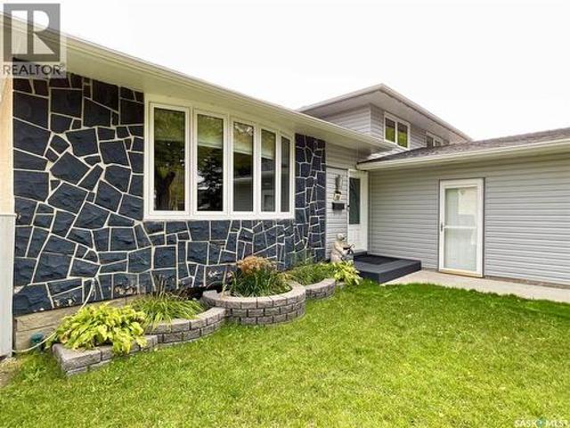 255 Litzenberger Crescent, Regina, SK, S4R 7A2 house for sale | Listing ID SK049557 | Royal LePage