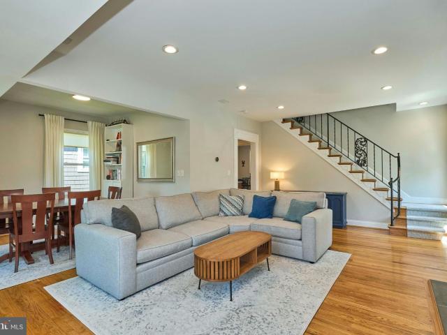 255 N Bryan St, Arlington, VA 22201 | MLS #VAAR2075