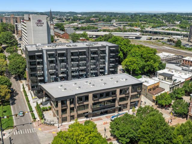 255 S Gay St 204