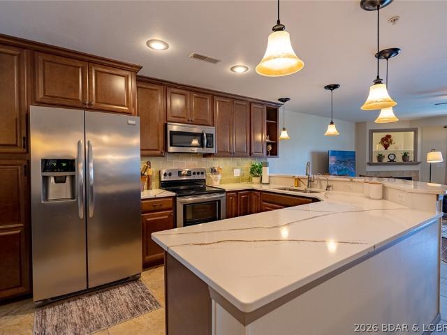 255 Plaza Beach Drive 2F