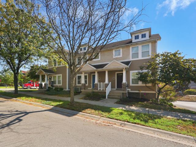 255 Towne Square Park