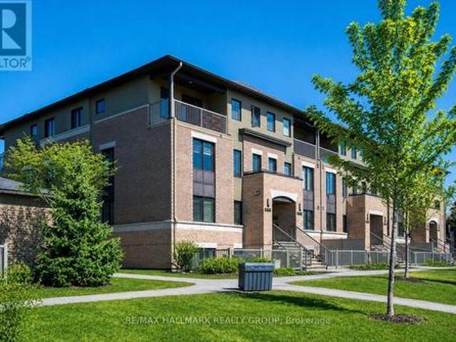 255B Titanium Private, Ottawa, ON, K1C 0A5 townhouse for lease | Listing ID X13745 | Royal LePage