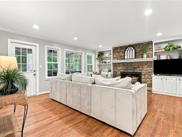 2569 Chimney Springs Drive