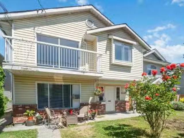 2569 Davies Avenue, Port Coquitlam, BC, V3C 2J8 house for sa.