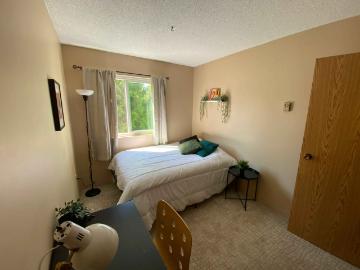 2560 154 St Vancouver Student Apartments | Amber