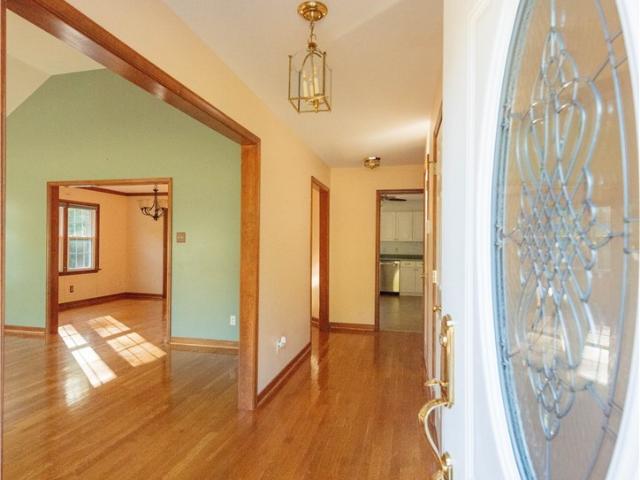 2561 Glenridge Court