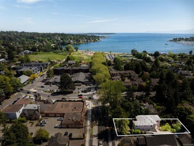 2561 Sinclair Rd, Saanich, BC, V8N 1B7 house for sale | Listing ID 1049 | Royal LePage