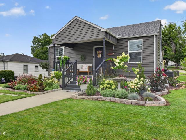 256 19th Street