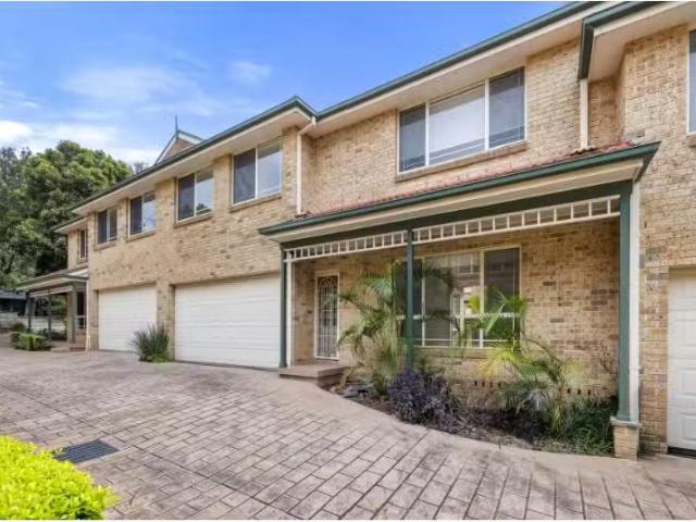 2/56 58 Hotham Road, Gymea Townhouse for rent Listed by Teaga.