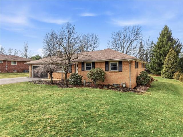 256 Donald Rd, Hermitage, PA 16148 | MLS #1742