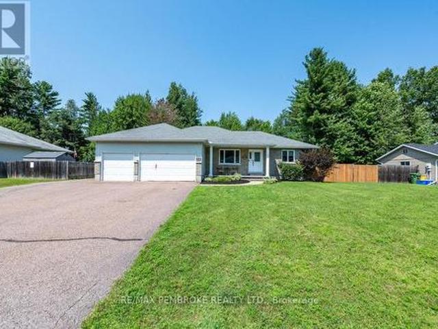 256 Oriole Crescent, Petawawa, ON, K8H 0A7 house for sale | Listing ID X13641 | Royal LePage
