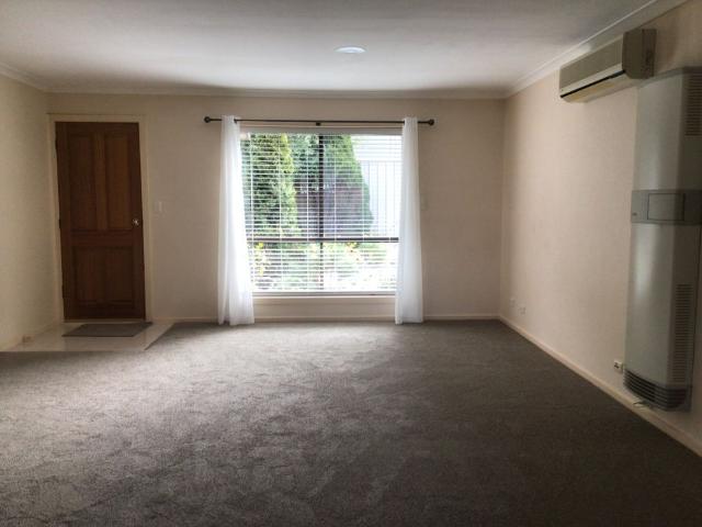 2/56 Laurel Street, Whittlesea, VIC 3757