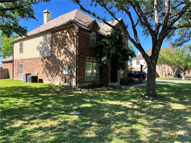256 Las Brisas Blvd, Seguin, TX 78155 | MLS #595436