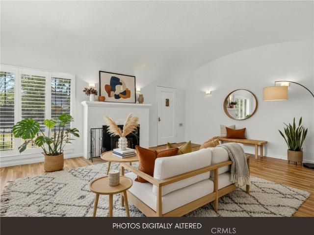 256 N Sierra Vista