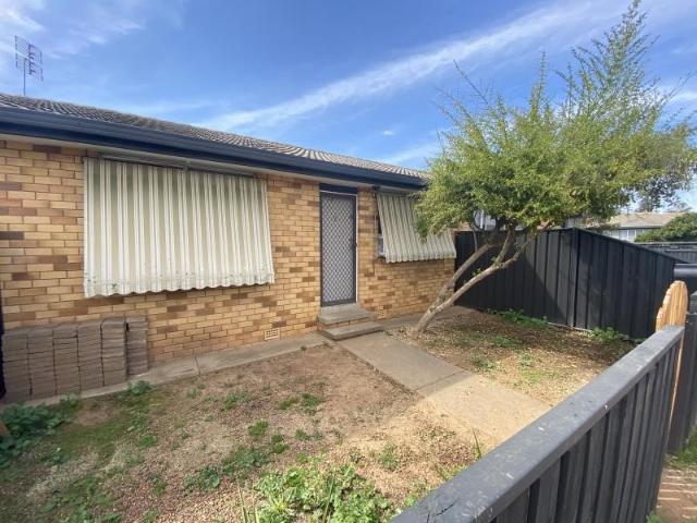 2/56 Vera Street, TAMWORTH NSW 2340