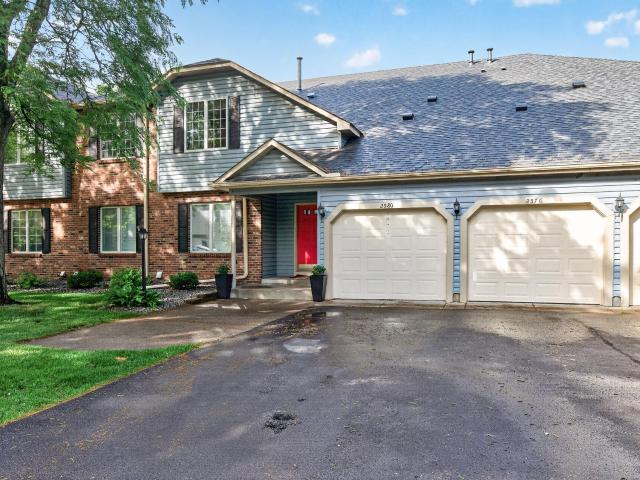 2576 Moundsview Drive # 7