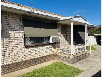 2/579 Mair Street, Lavington Apartment for rent Listed by Pro.