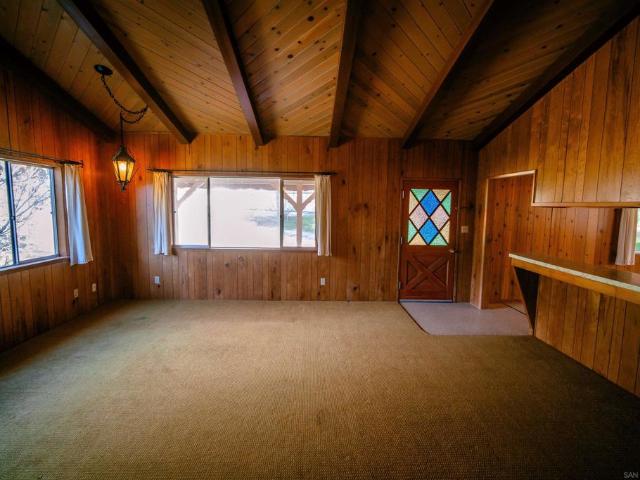 2570 Live Oaks Trl