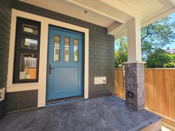 2570 2Nd Avenue W, Vancouver, BC, V6K 1J8 townhouse for sale | Listing ID R3136 | Royal LePage