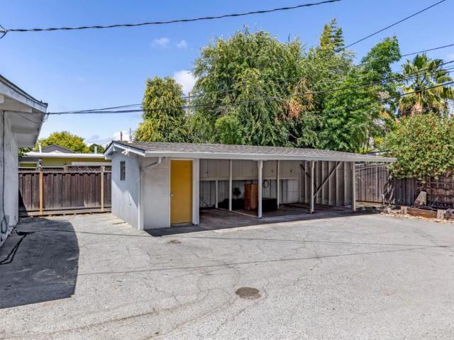 2571 Alma Street
