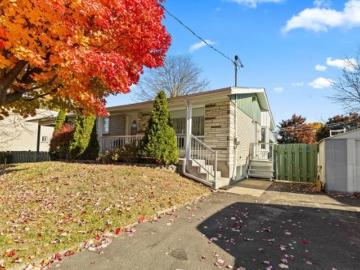 Vaudreuil-soulanges - Garden, Deck, Swimming pool