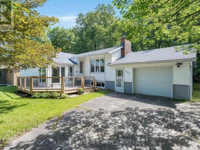 257 Church Street, Penetanguishene, ON, L9M 1G6 house for sale | Listing ID S13629 | Royal LePage