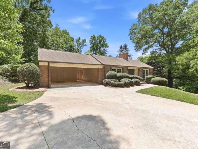 257 Club Drive