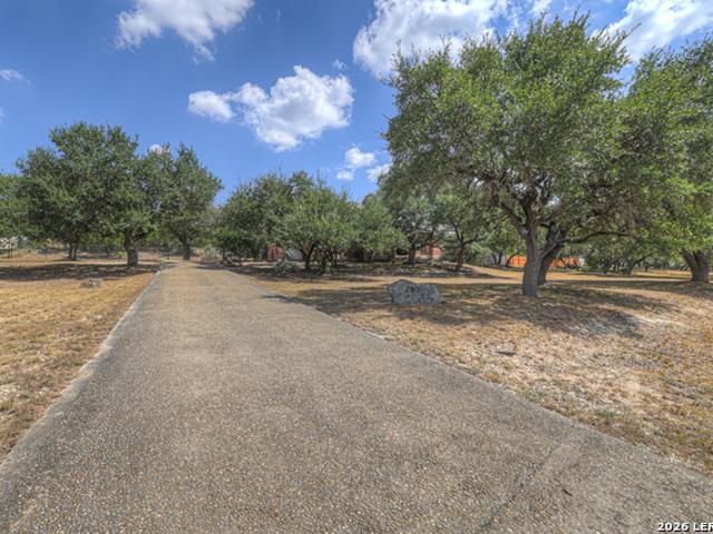 257 Berry Oaks Dr