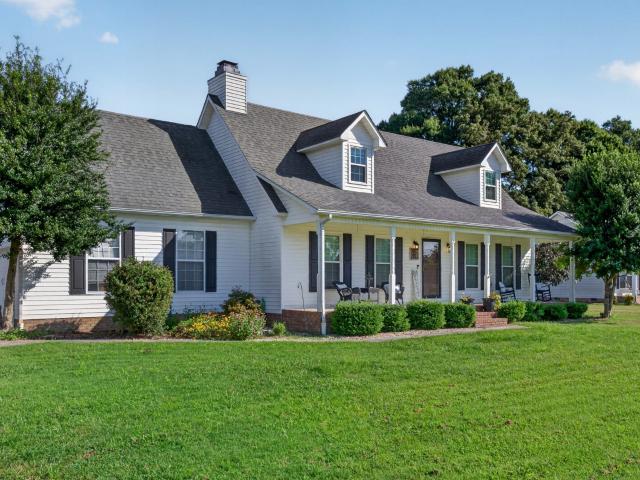257 Evergreen Cir