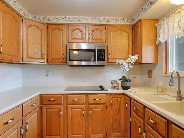 257 Moreton Bay Ln, Unit 3, Goleta, CA 93117 | MLS #26 884