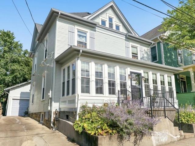 257 Morris St, Morgantown, WV 26501
