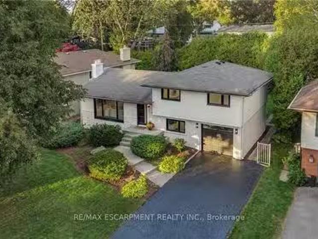 257 Strathcona Drive, Burlington, ON, L7L 2C9 house for sale.