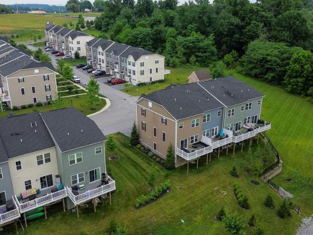 257 Sugar Maple Square