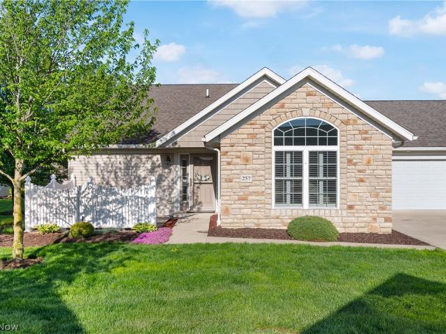 257 Woodbury Circle