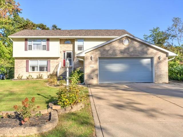 2585 Blake Rd, Portage, IN 46368