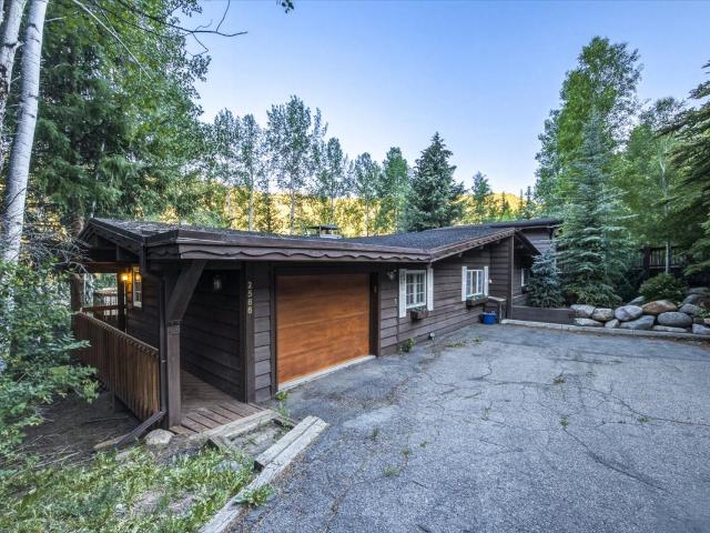 2586 Davos Trl, 4 beds, 3 full baths