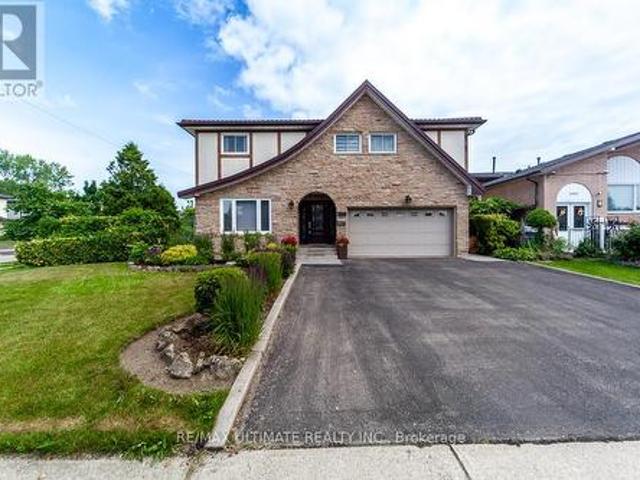 2589 Trident Avenue, Mississauga, ON, L5B 2L3 house for sale | Listing ID W12909 | Royal LePage
