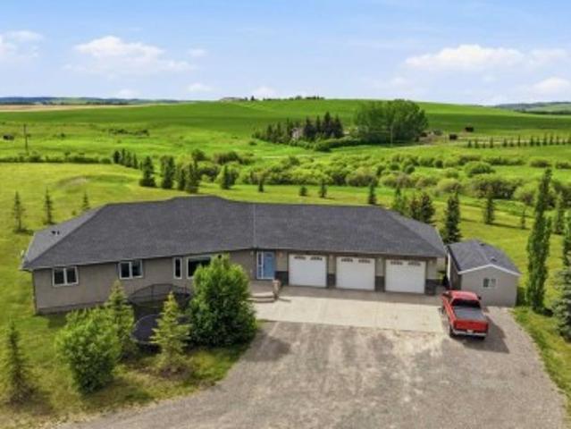 25805 Street West, Rural Foothills County, AB, T1S 5V8 house for sale | Listing ID A2323 | Royal LePage