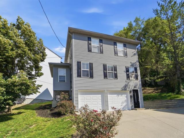 2580 Riverside Drive