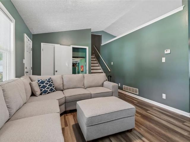 2580 Suncrest Court