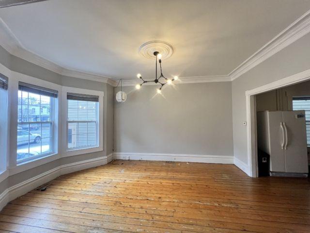 2583 Windsor Street, Halifax – GORGEOUS 3 BR 1 BATH HALIFAX MAIN LEVEL FLAT AVAILABLE NOW!
