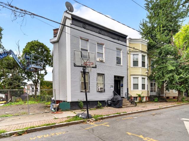 258 1st Street