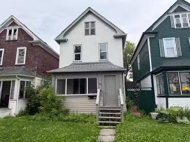 258 Cathedral Ave, Winnipeg, MB, R2W 0X5 house for sale Lis.