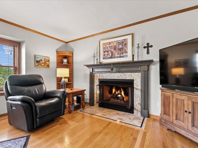 258 Clover Ln